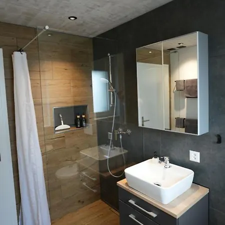 Apartment 9, Ruhig, Zentral, Bern, Lucerne, Thun